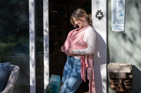 Chicco Boppy Comfyhug Nosidełko Ballerina Rose