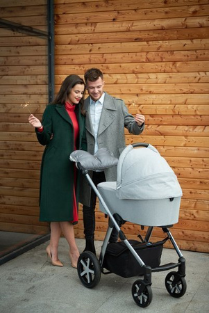 Baby Design Husky 2022 Wózek Głęboko-Spacerowy 107 Silver Grey Koła Pompowane