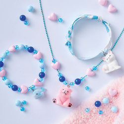 Janod Zestaw kreatywny do tworzenia biżuterii z zawieszkami Małe zwierzątka 6+