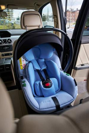 Avionaut Pixel Pro 2.0 C Fotelik Samochodowy 0-13 kg + Baza IQ Isofix Baby Blue