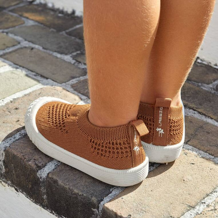 Lassig Ultrawygodne elastyczne trampki dziecięce z antypoślizgową podeszwą Splash & Fun caramel, rozm. 24